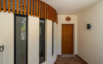 Property slide 7