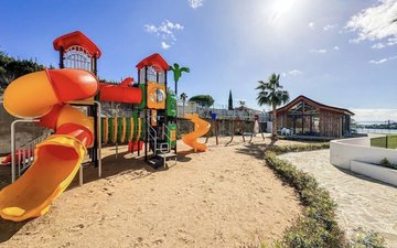 Property slide 22