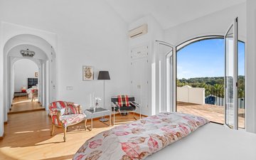Property slide 20
