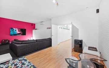 Property slide 50