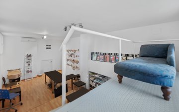 Property slide 52