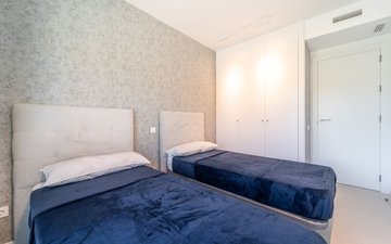 Property slide 25