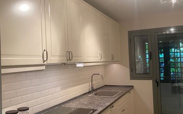 Property slide 16