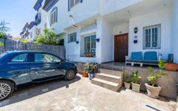 Property slide 48