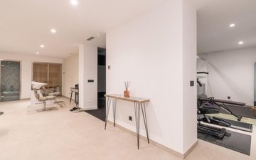Property slide 38