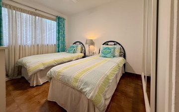 Property slide 17