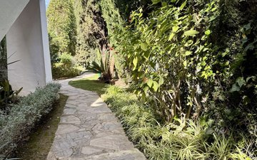 Property slide 25