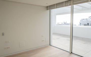 Property slide 10