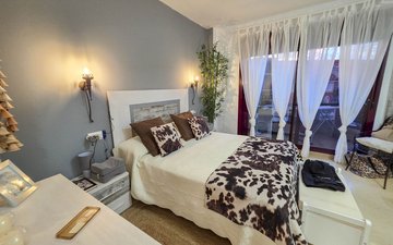 Property slide 35