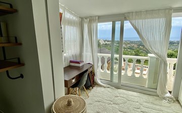 Property slide 38