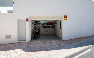 Property slide 23