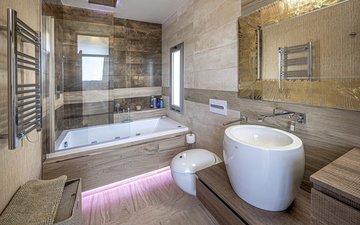 Property slide 14