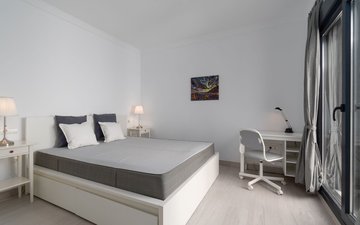 Property slide 18