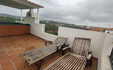 Property slide 18