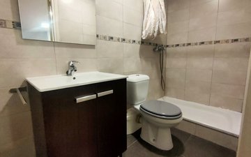 Property slide 22