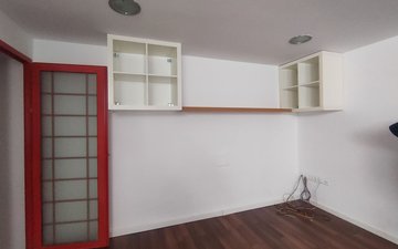 Property slide 30