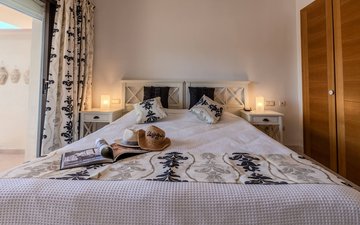 Property slide 18