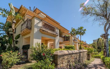 Property slide 25