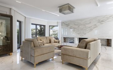 Property slide 18