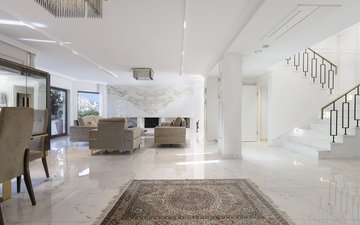 Property slide 19
