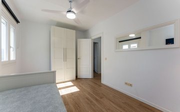 Property slide 40
