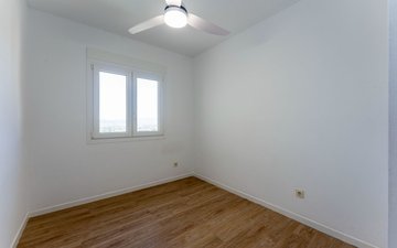 Property slide 48