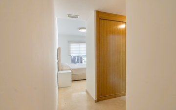 Property slide 31