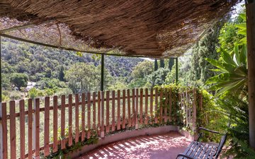 Property slide 39