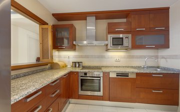 Property slide 21