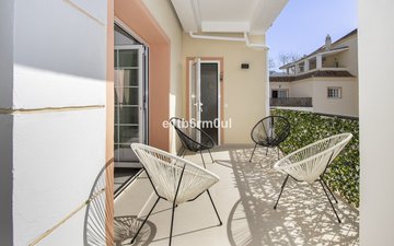 Property slide 10
