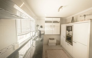 Property slide 20