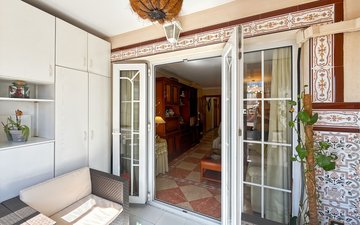 Property slide 19