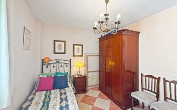 Property slide 36