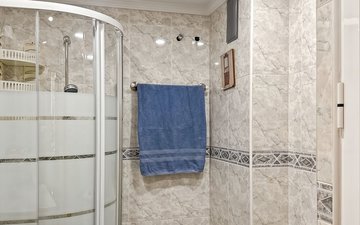 Property slide 39