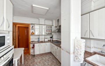 Property slide 48