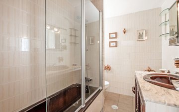 Property slide 21