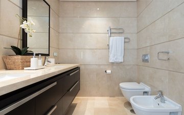 Property slide 18