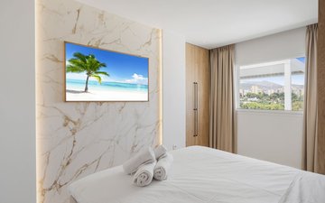 Property slide 17