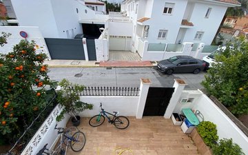 Property slide 22