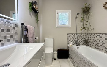 Property slide 20