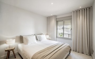 Property slide 32