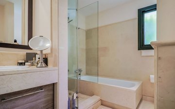 Property slide 10