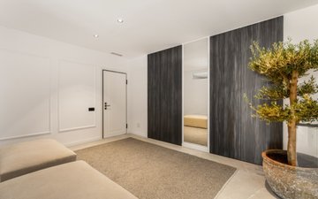 Property slide 19