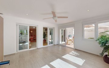 Property slide 19