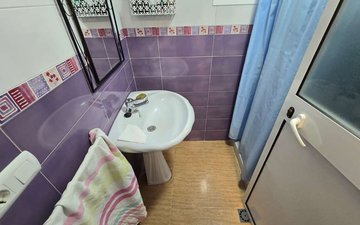 Property slide 21