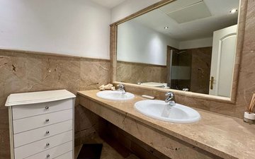 Property slide 24