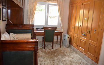 Property slide 20