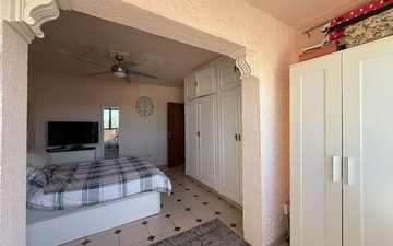 Property slide 21