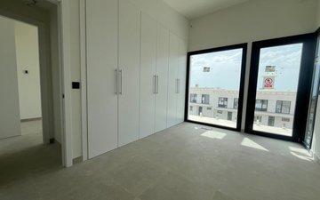 Property slide 20