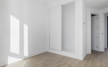 Property slide 16